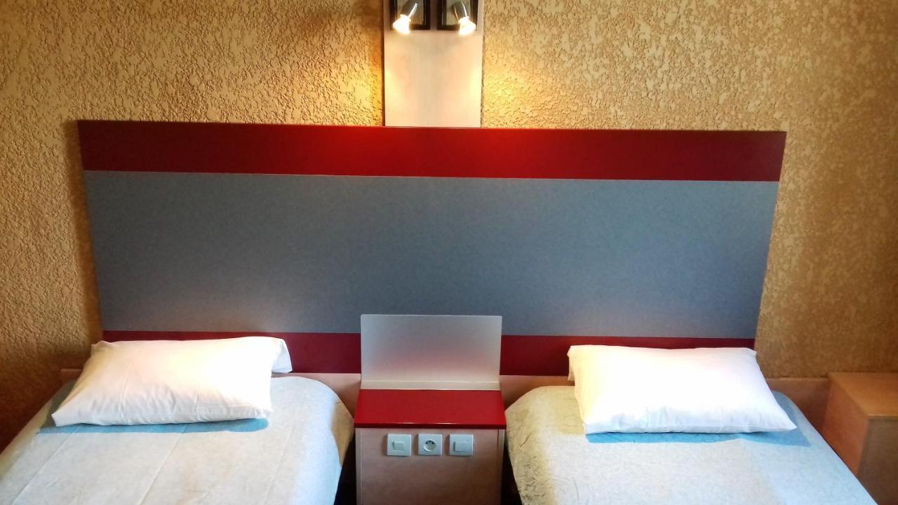 Libre Hotel La Vespiere Bagian luar foto